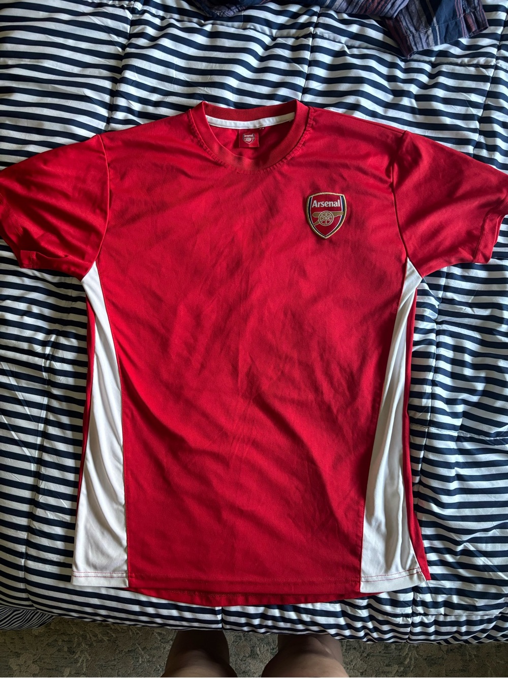 Official Arsenal FC Crest Panel Poly Training Soccer shirt